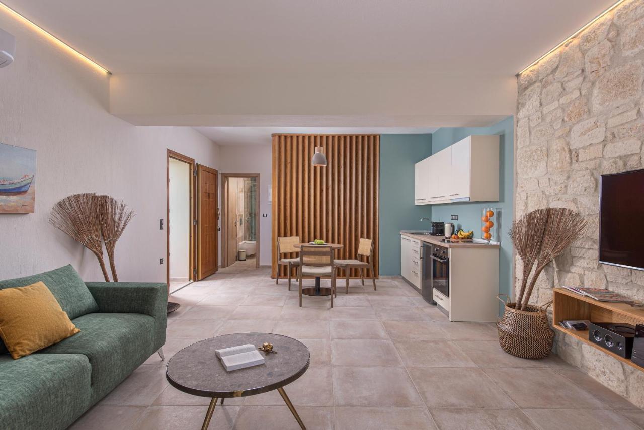 Mint Retreat Suites (Adults Only) Kalandra Exterior foto