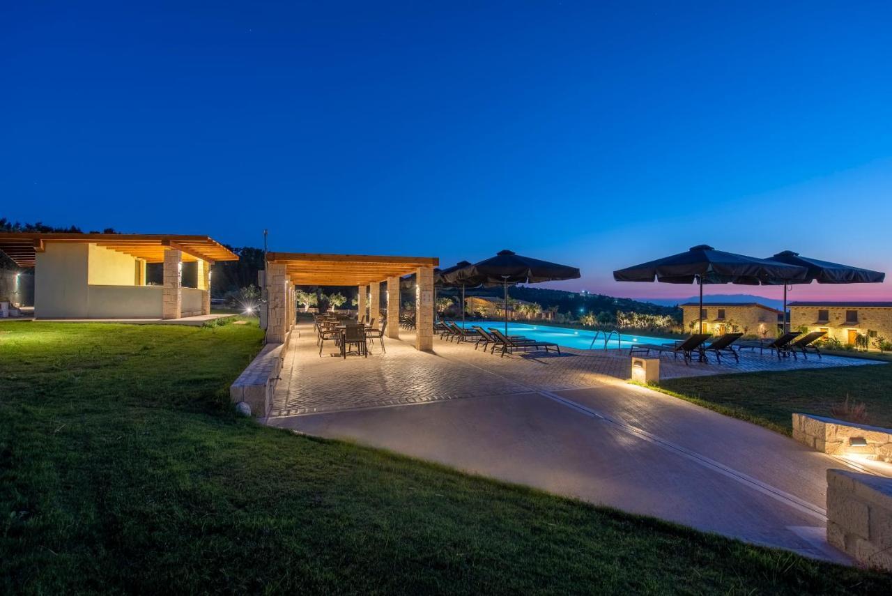 Mint Retreat Suites (Adults Only) Kalandra Exterior foto