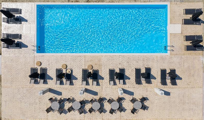 Mint Retreat Suites (Adults Only) Kalandra Exterior foto